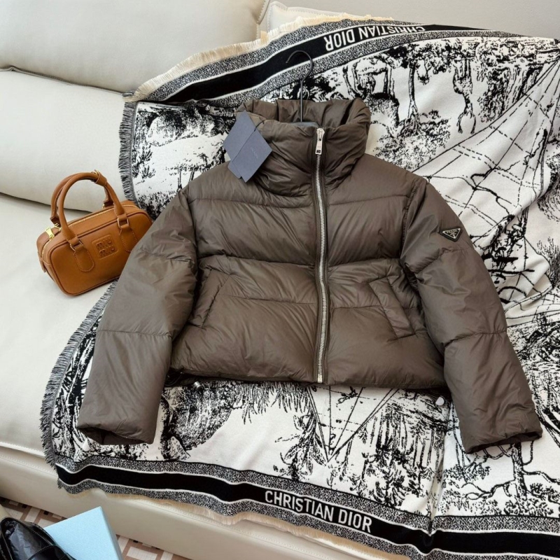 Pra*a down coat